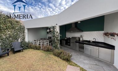 Hermosa casa en Castilla Reliz
