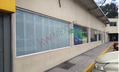 ¡Renta local en gasolinera sobre Av. Gustavo Baz! ¡128 m² por $38,000!