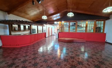 GRAN TERRENO EXCELENTE UBICACION 2202M2