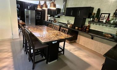Casa en Fraccionamiento El Sáuz