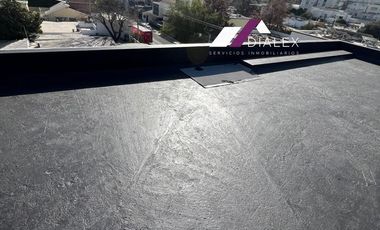 COL. DEL VALLE en San Pedro Garza García - Casa en VENTA de 1,042 m2 | 3 Niveles VISTAS PANORAMICAS