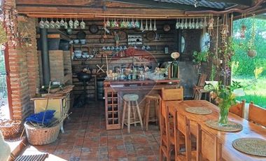 Casa + cabañas en parcela / 10 min Melipilla.