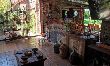 Casa + cabañas en parcela / 10 min Melipilla.