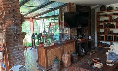 Casa + cabañas en parcela / 10 min Melipilla.