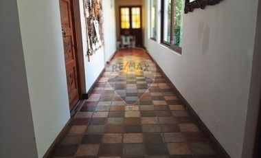 Casa + cabañas en parcela / 10 min Melipilla.
