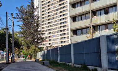 OPORTUNIDAD!! SIN PIE Depto de 2D1B en el Edificio Montenova 1, Metro Carlos Valdovinos, L5