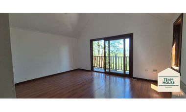 Gran Casa, Condominio Los Aromos