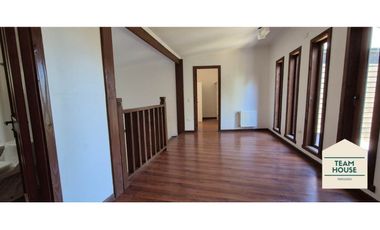 Gran Casa, Condominio Los Aromos