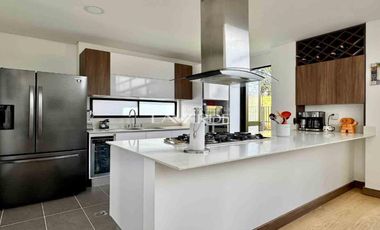 Casa en Condominio Oikos Monterrey Cajicá