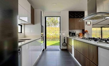 Casa en Condominio Oikos Monterrey Cajicá