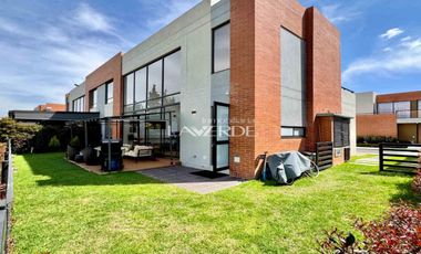 Casa en Condominio Oikos Monterrey Cajicá