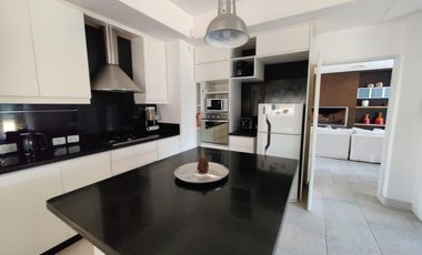 Casa con pileta en los Jazmines Pilar del Este