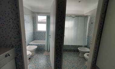 Casa con pileta en los Jazmines Pilar del Este