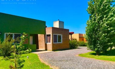 Venta Casa - Lomas de San Francisco / Open Door / Apto Crédito
