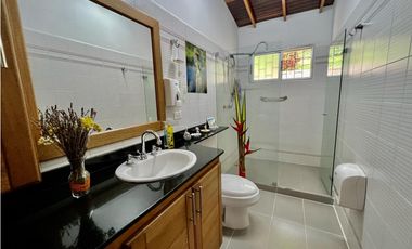 HERMOSA CASA FINCA SABANETA