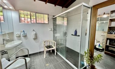 HERMOSA CASA FINCA SABANETA