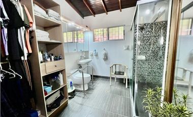 HERMOSA CASA FINCA SABANETA