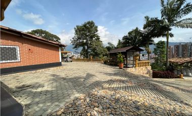 HERMOSA CASA FINCA SABANETA