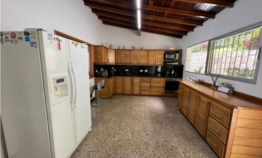 HERMOSA CASA FINCA SABANETA