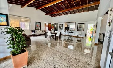 HERMOSA CASA FINCA SABANETA