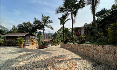 HERMOSA CASA FINCA SABANETA