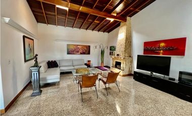 HERMOSA CASA FINCA SABANETA