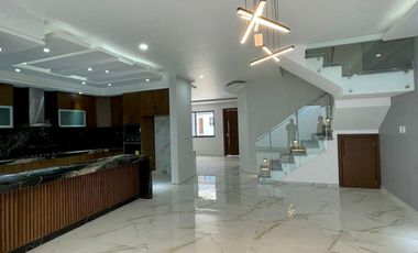 CASA EN VENTA EN VALLE IMPERIAL