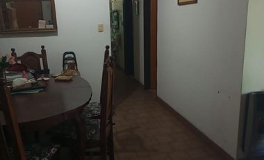 Departamento en venta - 2 Dormitorios 1 Baño - Cochera - 65Mts2 - Tolosa