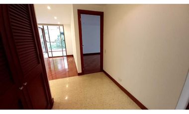 APARTAMENTO CON AMPLIOS ESPACIOS EN SAN LUCAS