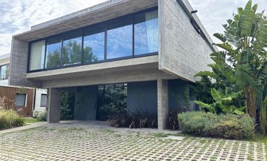 Casa en  Alquiler Temporal en Castaños Nordelta