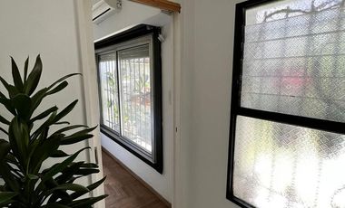 Casa con departamento en Munro - APTO CREDITO