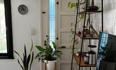 Casa con departamento en Munro - APTO CREDITO