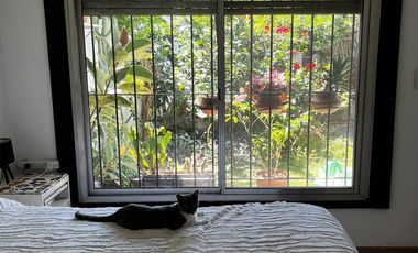 Casa con departamento en Munro - APTO CREDITO