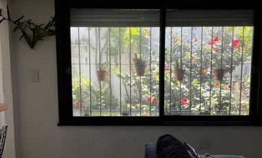Casa con departamento en Munro - APTO CREDITO