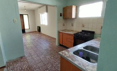Casa de 3 dormitorios en venta en La Plata