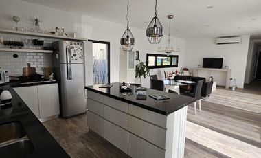 Casa en venta barrio La Alameda