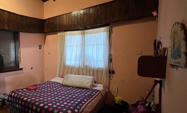 Casa tres ambientes con terraza y garage a la Venta en Wilde