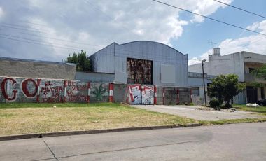 Depósitos en venta - 2 Oficinas - 1030Mts2 - Tolosa [FINANCIADO]
