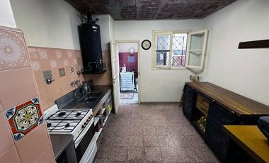 Florida Mitre - Excelente ubicación - Casa 3 amb con garaje y Patio-Jardín!