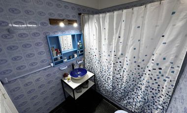 Florida Mitre - Excelente ubicación - Casa 3 amb con garaje y Patio-Jardín!