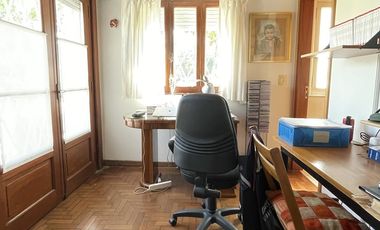 Casa en  Venta en Vte. Lopez - 5 amb.