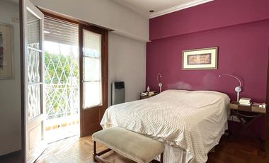 Casa en  Venta en Vte. Lopez - 5 amb.
