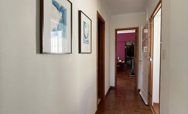 Casa en  Venta en Vte. Lopez - 5 amb.