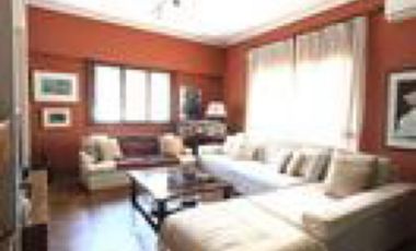Casa en  Venta en Vte. Lopez - 5 amb.