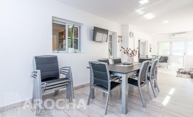 3 dormitorios con pileta y jardin alquiler anual.