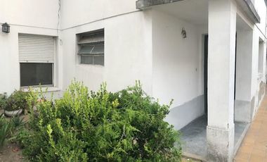 PH en venta - 2 Dormitorios 1 Baño - 75Mts2 - Lanús