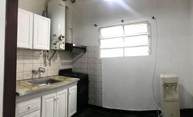 PH en venta - 2 Dormitorios 1 Baño - 75Mts2 - Lanús