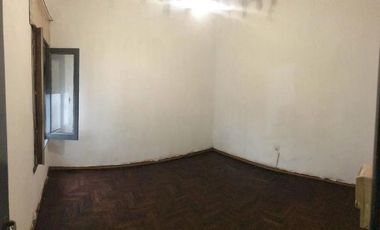 PH en venta - 2 Dormitorios 1 Baño - 75Mts2 - Lanús