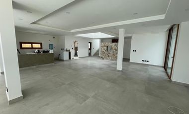 Casa en  San Sebastian