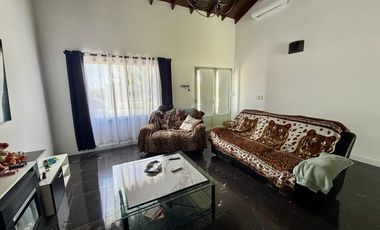 VENTA CASA SAN SEBASTIAN AREA 2 - 4 AMBIENTES